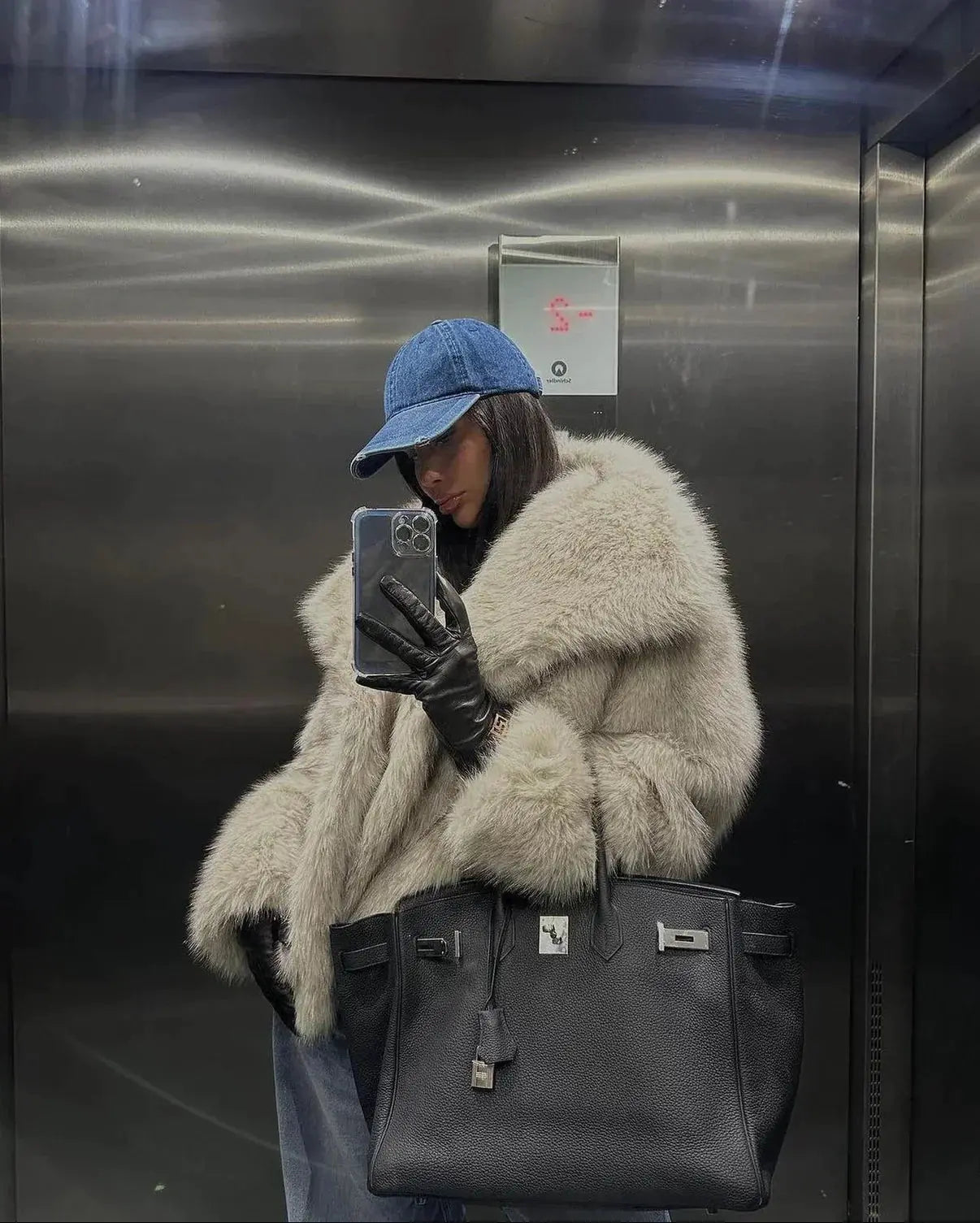 Myla - Manteau en Fausse Fourrure